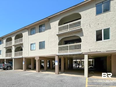 930 W Beach Blvd #118