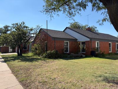 2301 N Mary Ellen St