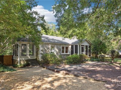 385 Sunset Drive