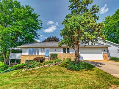 6112 Woodland Dr #1