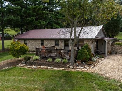660 Sterrett Rd