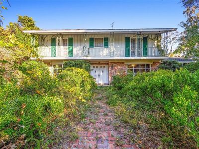 925 N Sans Souci Ave