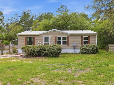 8472 N Appleseed Ter