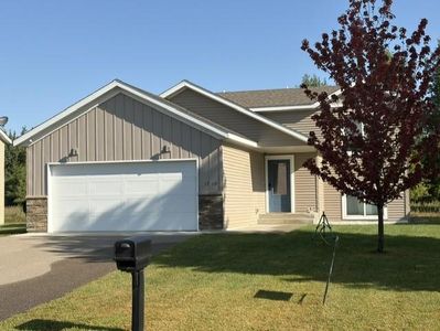 1709 Maple Leaf Ln