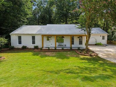 60 Willow Springs Ln