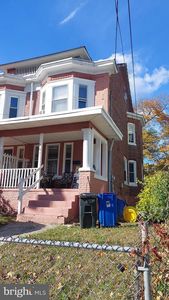 261 Highland Ave