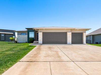 3404 S Capri St