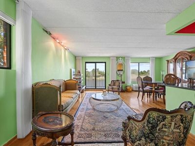 10849 Seaview Ave APT 29C