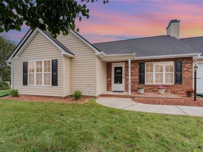 6310 Hampton Knoll Rd