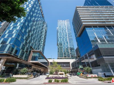 889 Francisco St Unit 3401