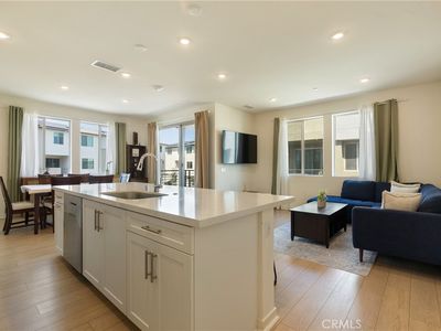 1562 Topeka Ave Unit 1