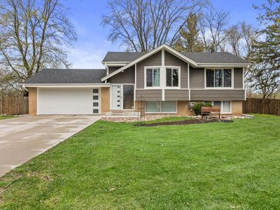 5748 Sandy LANE