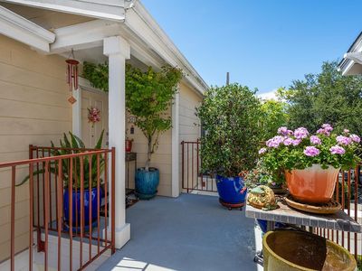 530 Entrada Drive #201