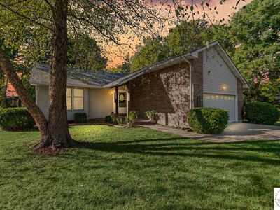 112 W Calvird Dr