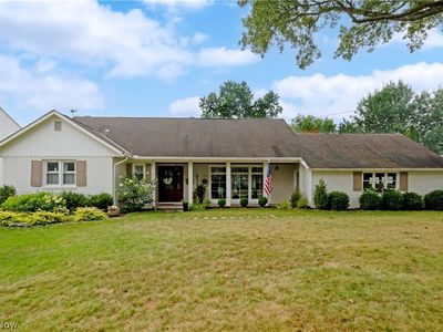 859 Country Club Ln