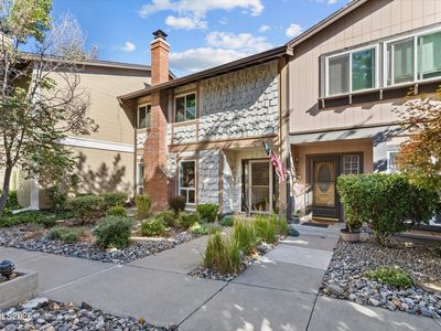 1529 Foster Dr