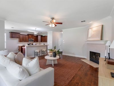 5009 Bayview Dr