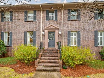 3740 Country Club Dr APT A