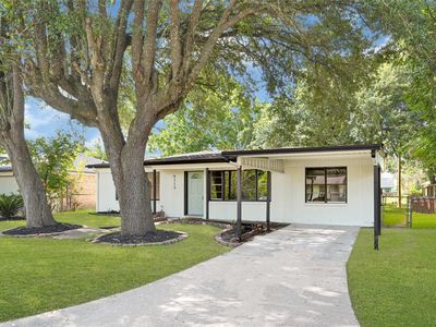 6113 Diamond Ct
