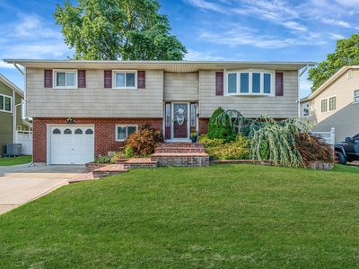 Property at 207 N Elm Street, Massapequa, NY