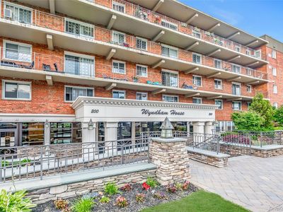 200 Atlantic Avenue #209