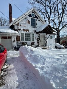 34 Shelter Hill Avenue