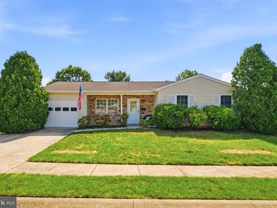 5661 Crabapple Dr