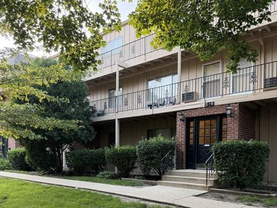 2404 Algonquin Rd Unit 5