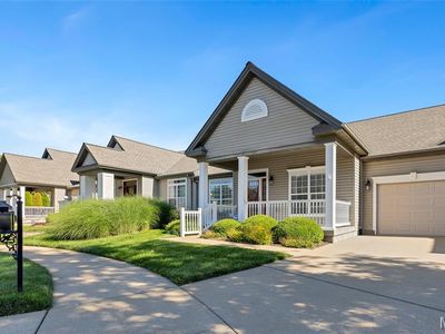 253 Meadows Of Wildwood Blvd