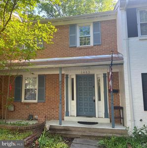Property at 1403 Deerfield Ln, Woodbridge, VA