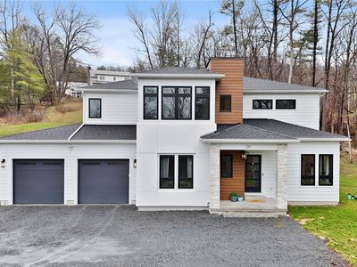 211 N Sunset Dr