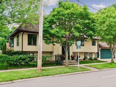 707 Hamline Ave S