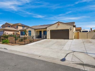 1560 Foothill Dr