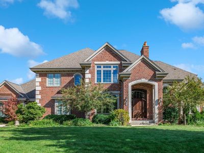 W286N3284 Woodgate COURT