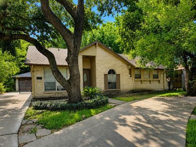 Property at 13126 Meadow Leaf Ln, Houston, TX