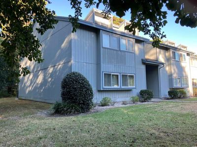 10301 N Kings Hwy. #22-1