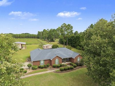 5209 Hill Rd