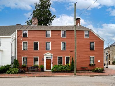 108 Pleasant Street