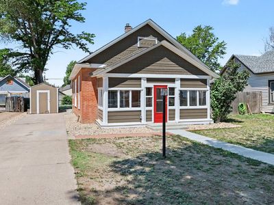 430 Elm Ave