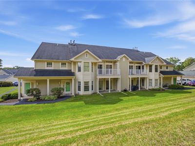 1206 Greymoor Way