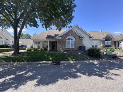 825 Browns Ln #301