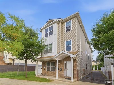 574 S 11th Street