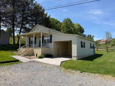 10069 Trading Post Ln