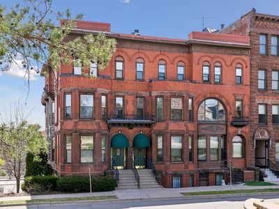 162 College Ave W APT 5