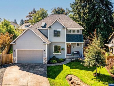207 Sweden Cir