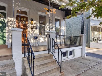 237 Elm St