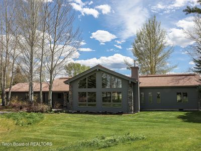 700 E Sagebrush Dr