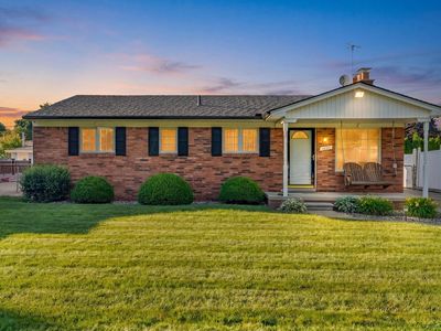 Property at 14551 Debbie Dr, Sterling Heights, MI