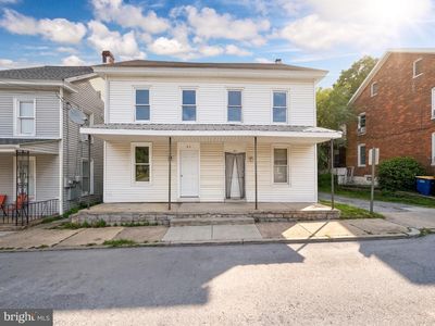 93 S Front St