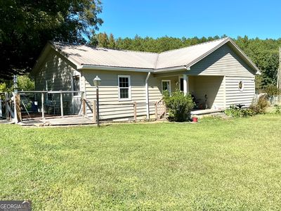 593 Hooker Rd